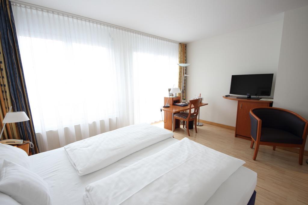 Best Western Hotel Am Strassberger Tor Plauen Esterno foto