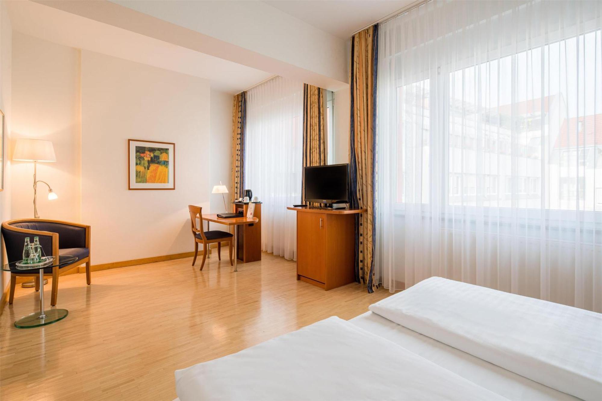 Best Western Hotel Am Strassberger Tor Plauen Esterno foto